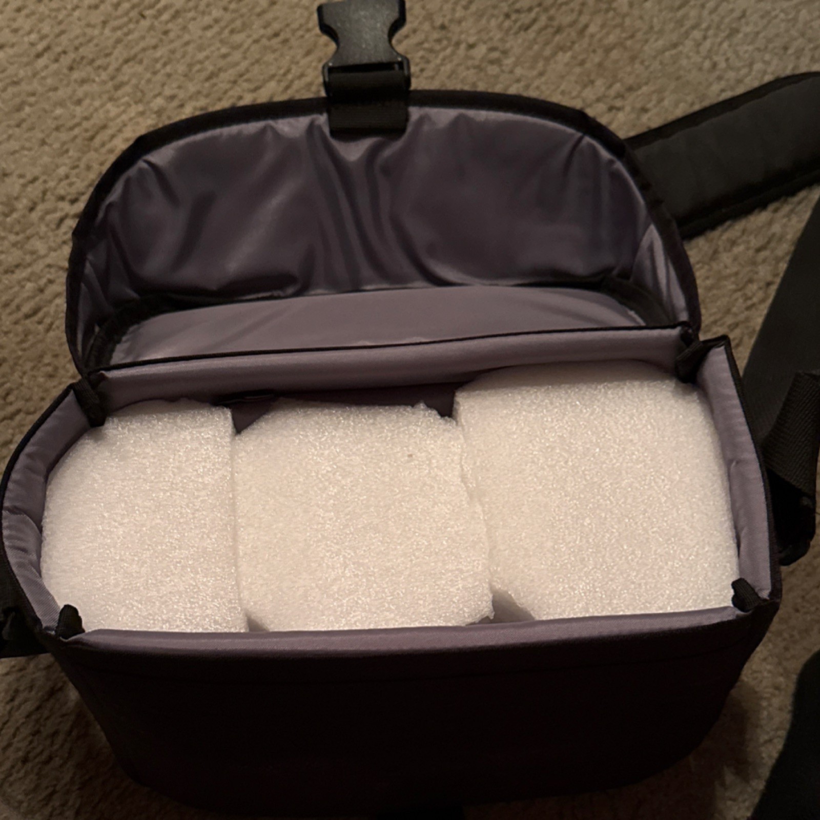 Glass photography sphere’s with canon camera bag