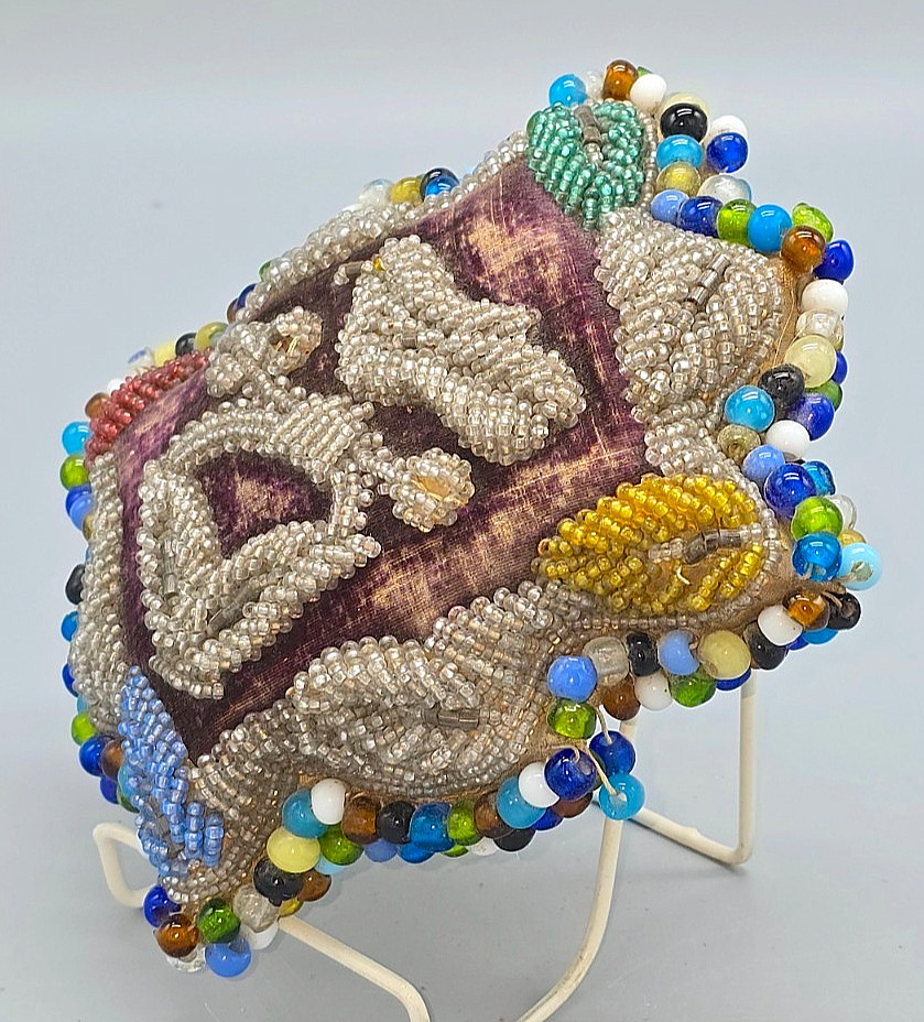 Antique Iroquois Nation 8x6" BEADED BIRD ON BASKET INTRICATE PINCUSHION/WALL ART