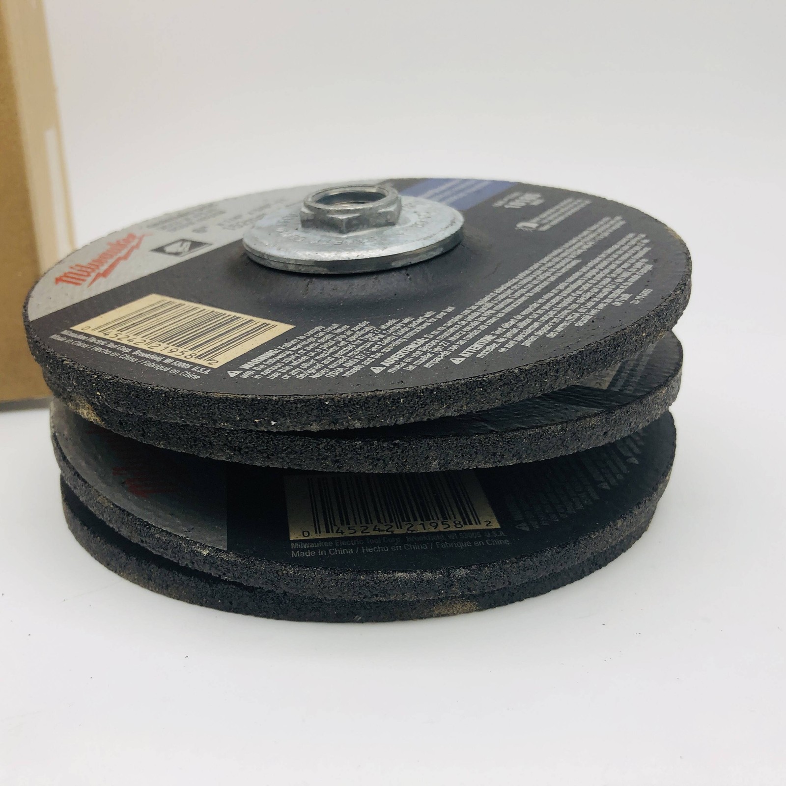 5pk Milwaukee 49-94-6330 Grinding Disc 6in x 1/4in x 5/8in-11 Type 27 AO