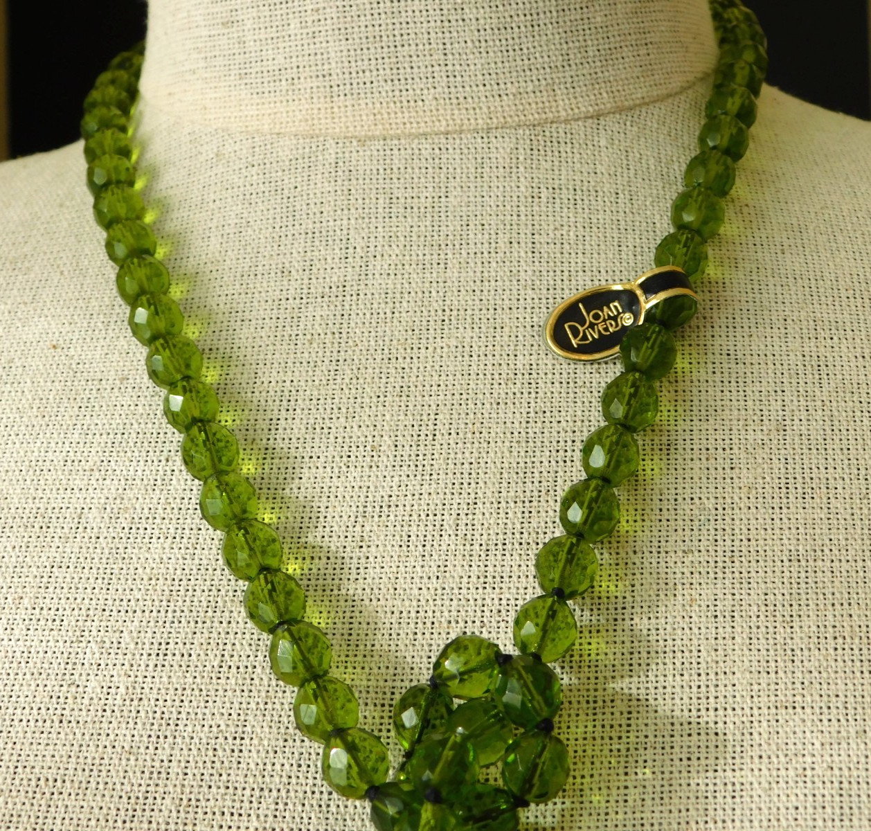 Vintage JOAN RIVERS Lariat Tassel Necklace Green Faceted Beads Flapper NWT