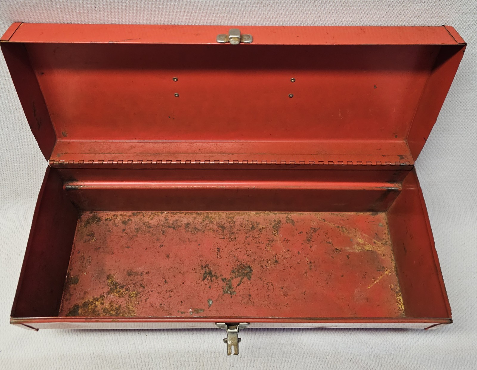 Vintage 1970's Mopar Dodge Scat Pack Bumblebee Red Toolbox NO Tray 7.5" × 20"
