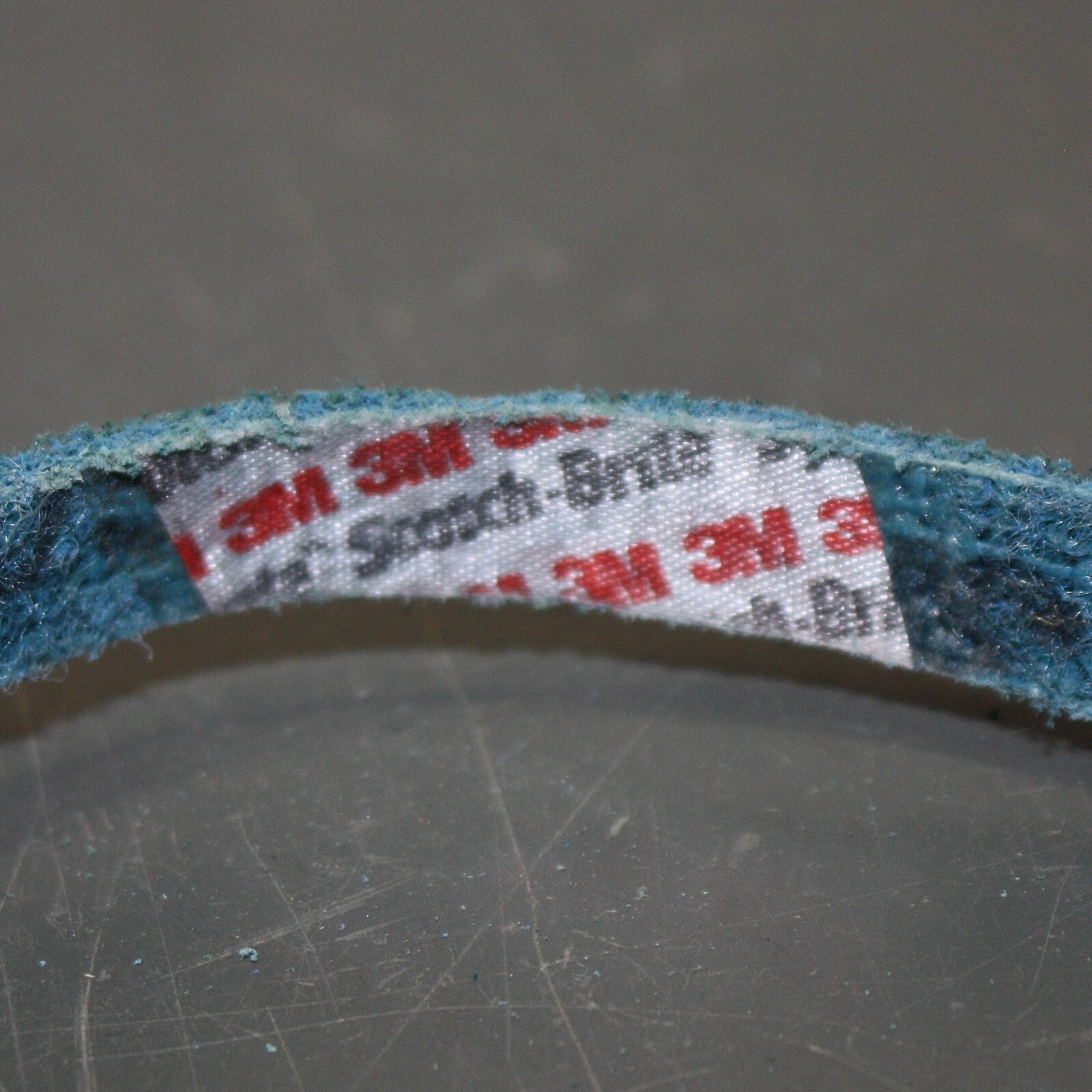 (20) 3M Scotch-Brite Surface Conditioning Belts 08856, 1/2" x 18", AO Grit A VFN