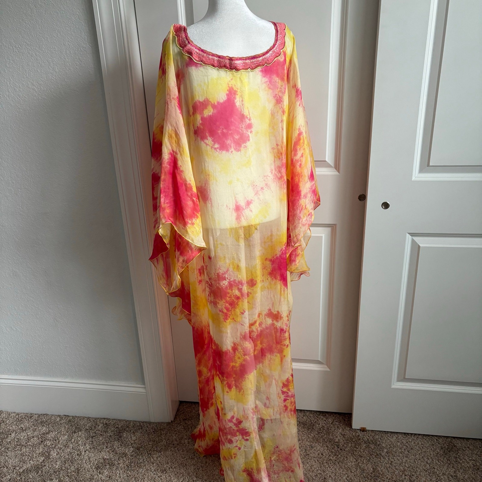 Stunning Silk Women’s Tie Dye Multicolor Kaftan Boho Ethereal Coverup OS