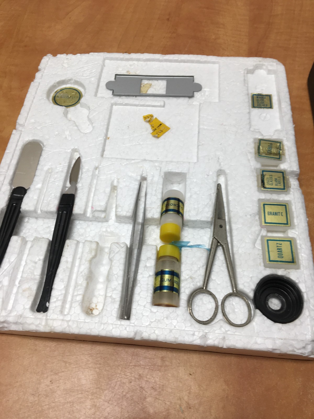 1970s Tasco 50x- 1200x Microscope Set w/ Wood Carry Case 952P parts or repair