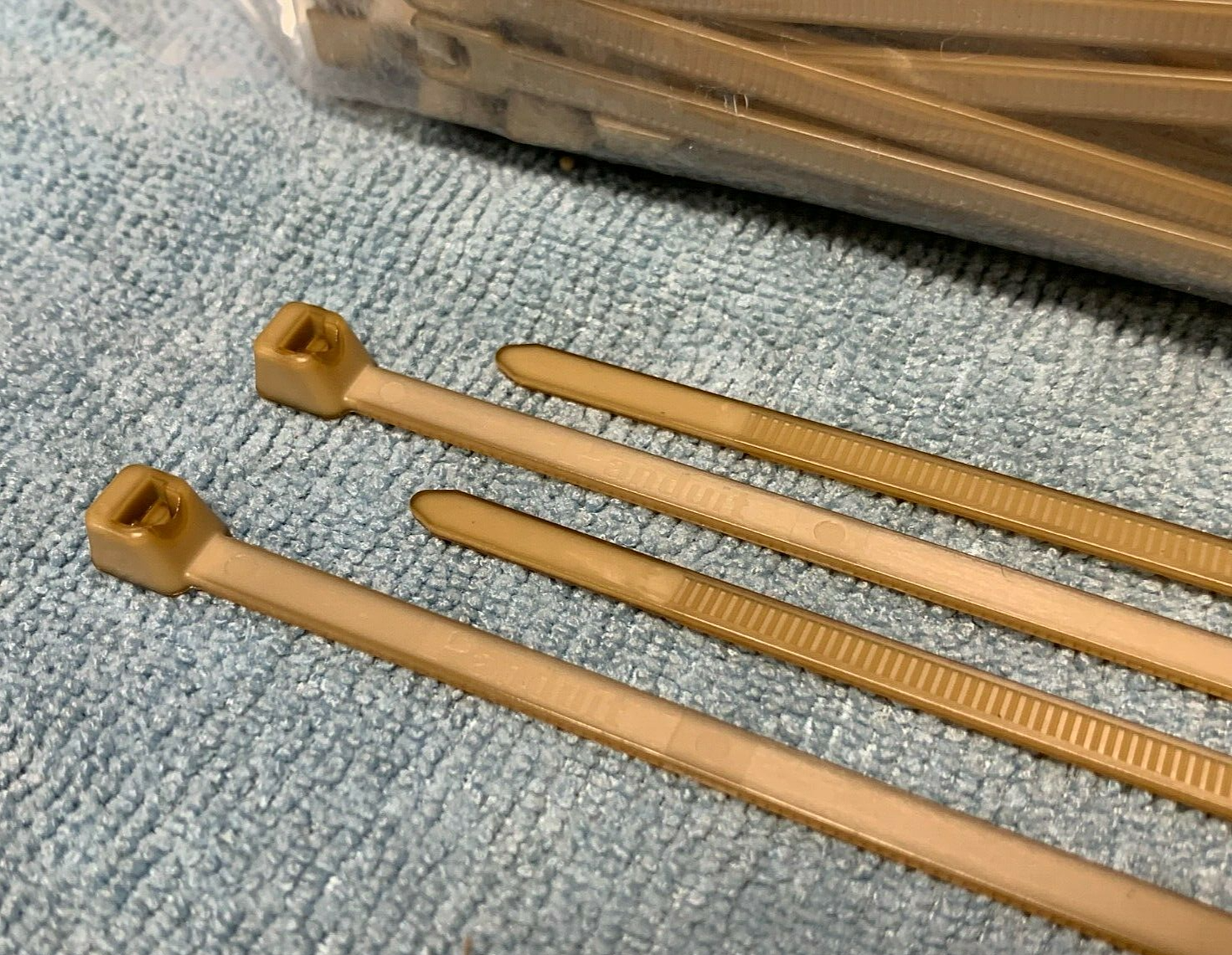 PEEK Cable Ties, High Heat 500F, 150lb, 7.4", Polyetheretherketone, Zip Tie, ea.