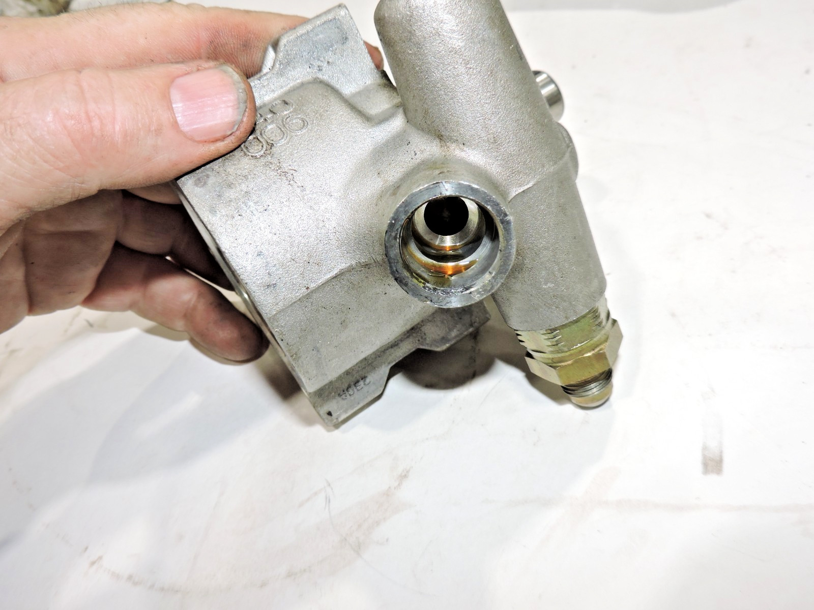 Jones aluminum power steering pump for remote tank Late Model Nascar hot rod