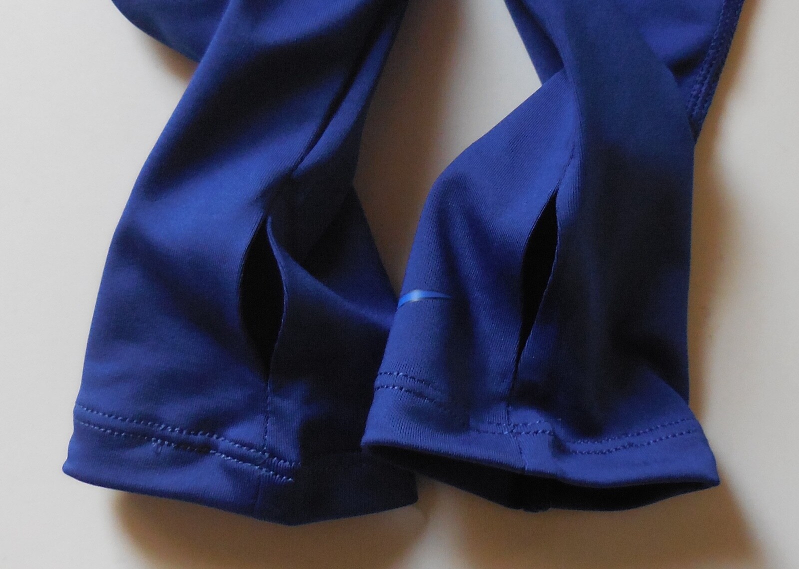 Nike Pro Graphic Arm Sleeves Women Game Royal/LT Photo Blue/White M/L