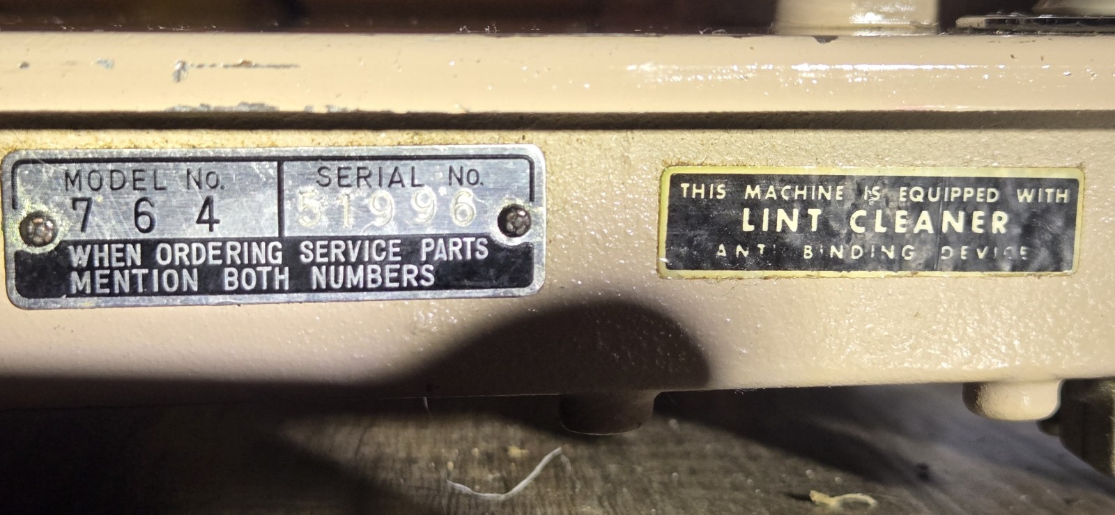 Vintage WHITE Sewing Machine Model 764 with Pedal EXCELLENT SHAPE