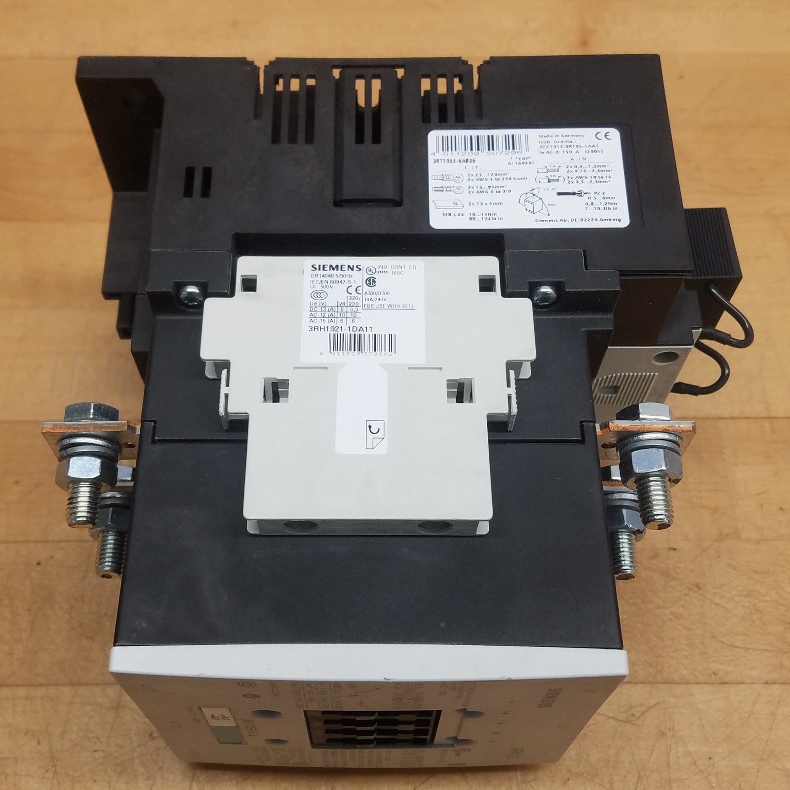 Siemens 3RT1055-6AB36 Contactor, 195A, 600V AC - USED