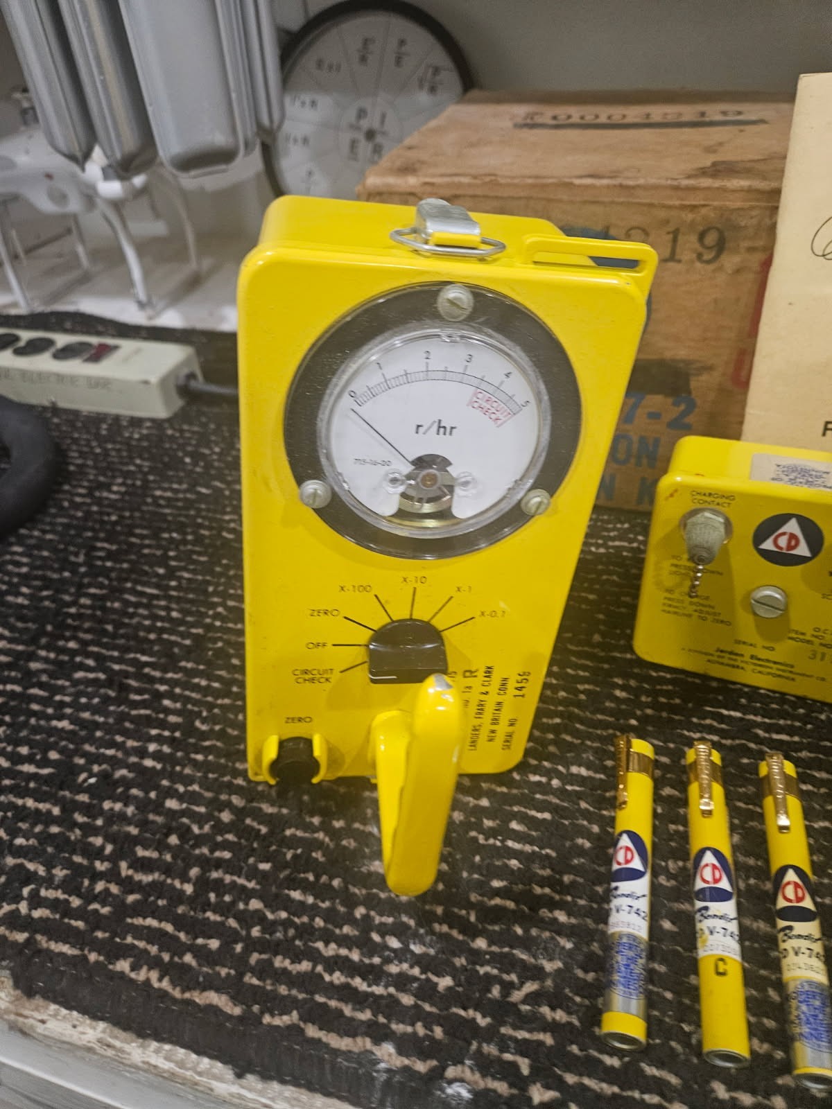 Cold War Civil Defense Geiger Counter Victoreen CDV-715 1a and CVD750 5B