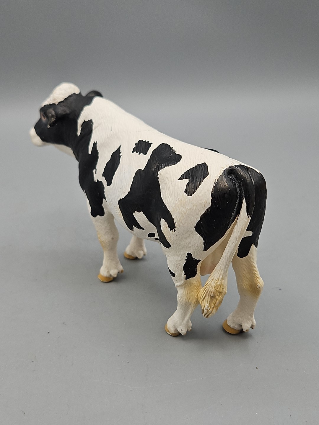 Schleich Cow Black & White Holstein Figure 2007 Farm Animal D73527 5.5"