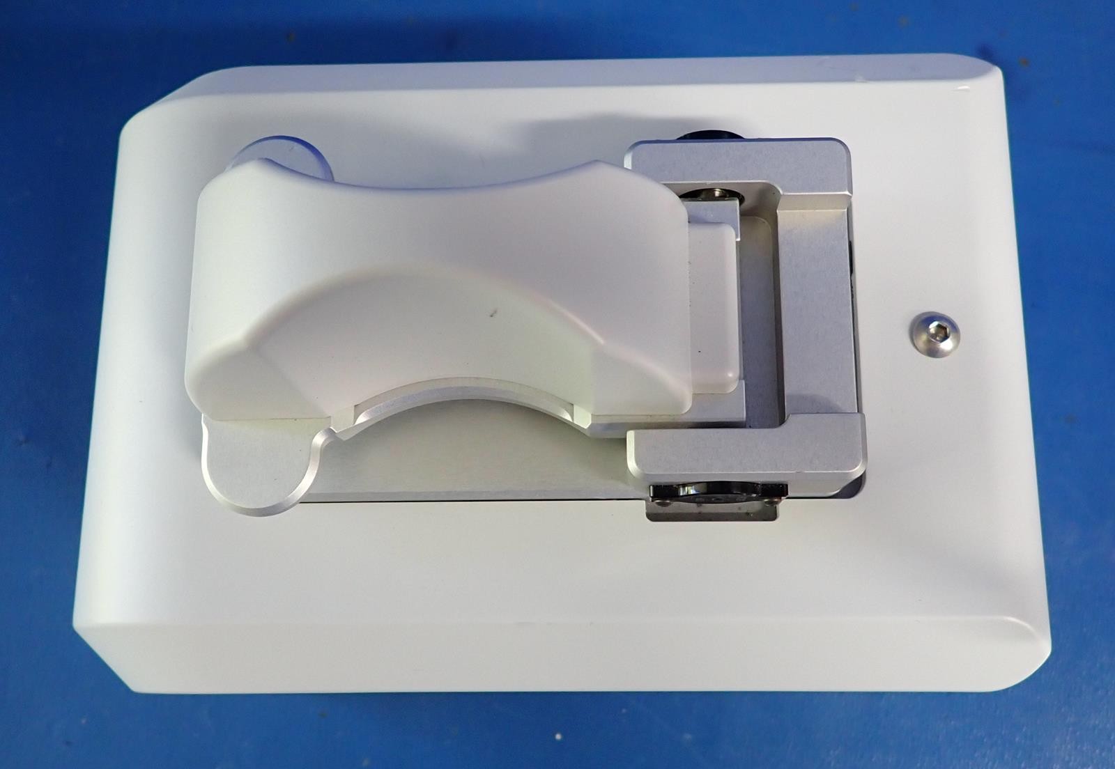 THERMO SCIENTIFIC NANODROP 2000 UV-VIS Spectrophotometer