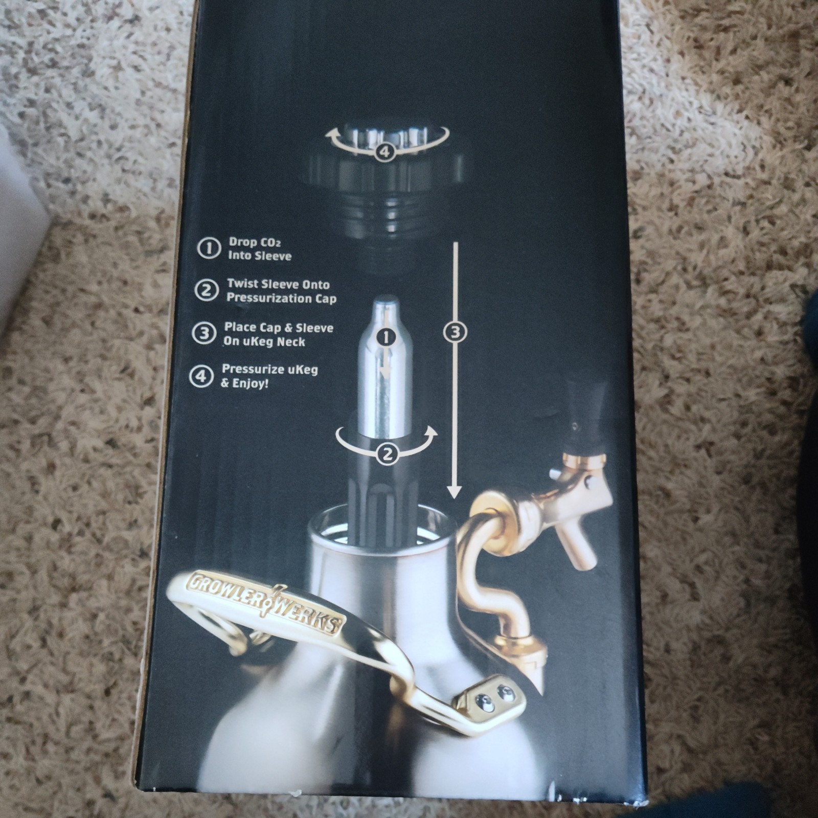 GrowlerWerks uKeg 64 oz Pressurized Stainless Steel Beer Growler New-open Box