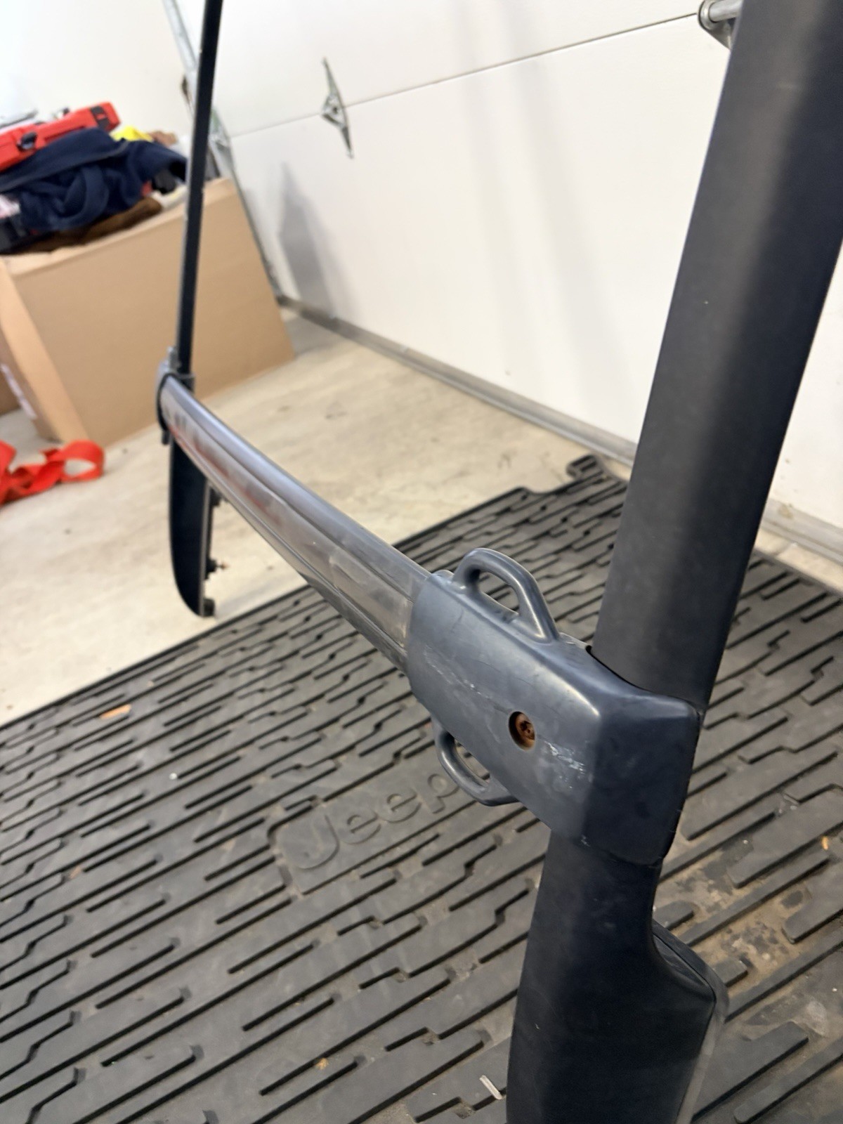 02-07 Subaru Impreza Wagon Left & Right Complete Rack