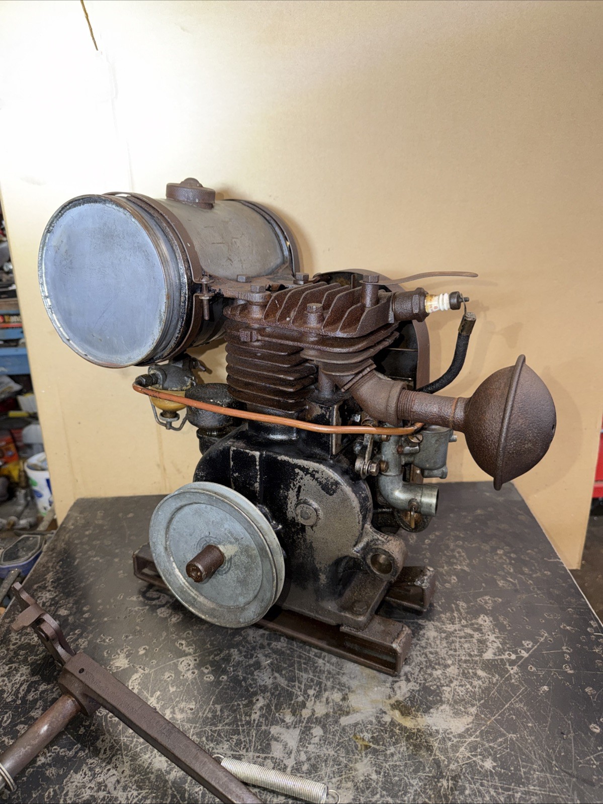 Antique Briggs & Stratton Model H Kick Start Aircooled Engine