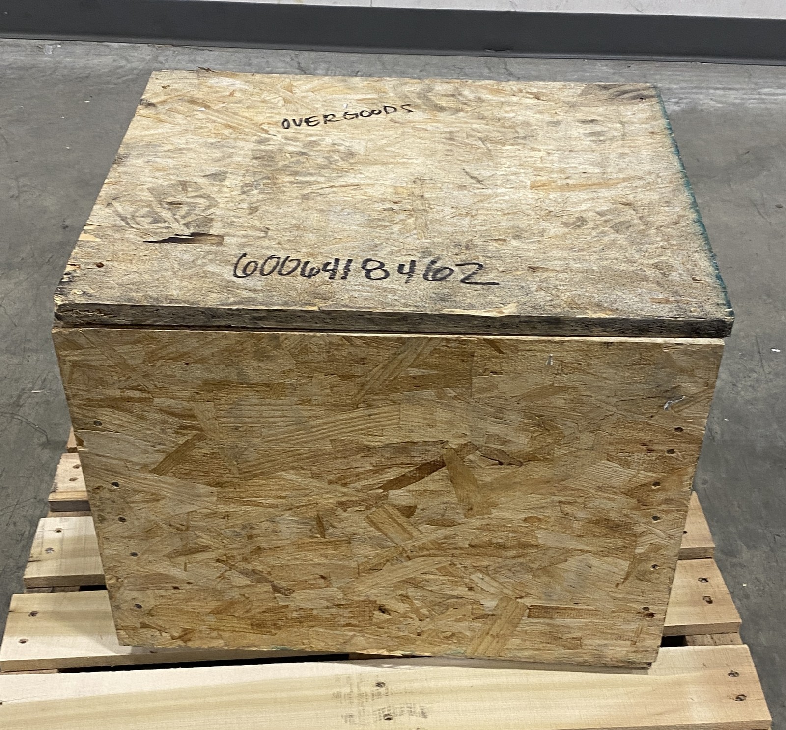 CAT Two Section Gear Pump 279-6751, Yellow