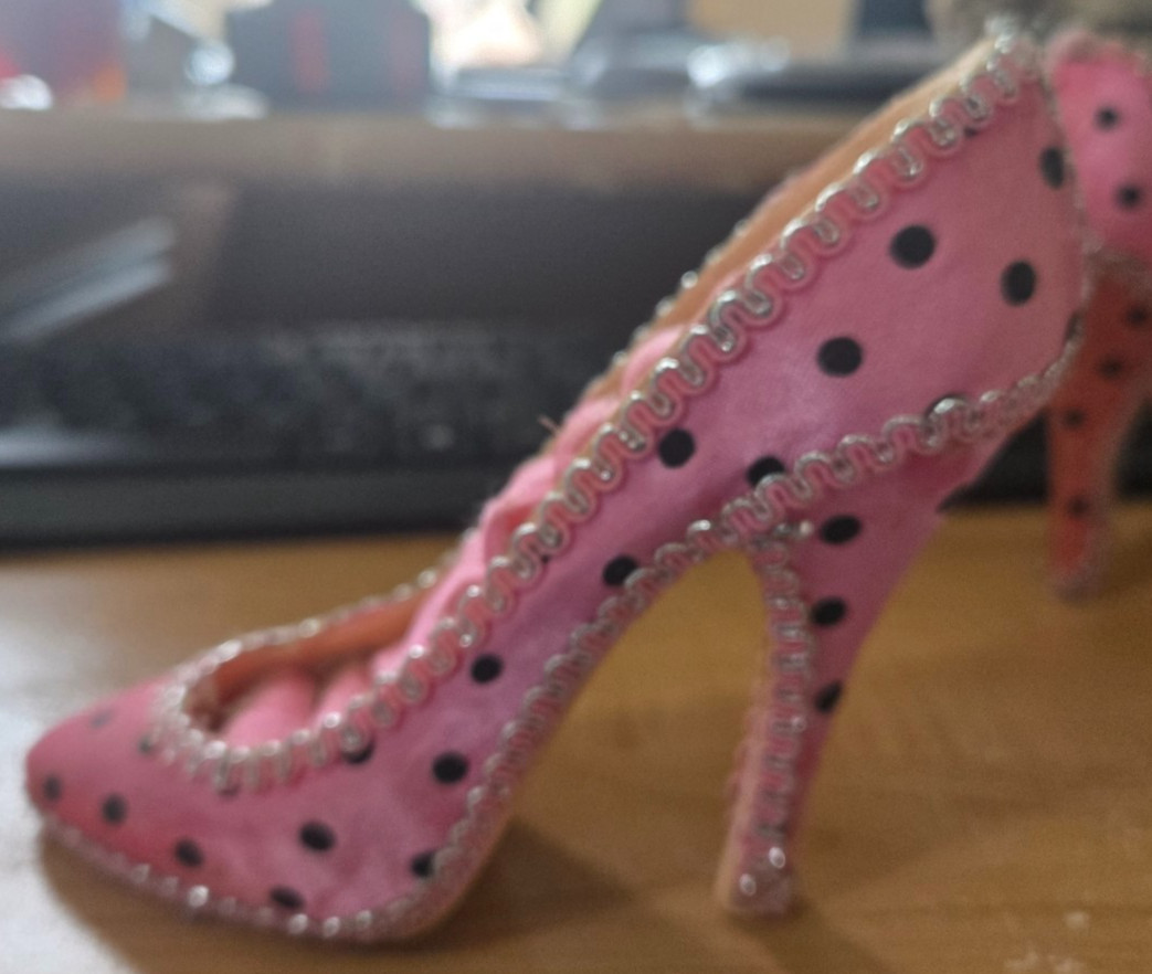 Lot of 4 High Heel Shoe Ring Holders Jewelry Display Fabric Heels Vanity Decor