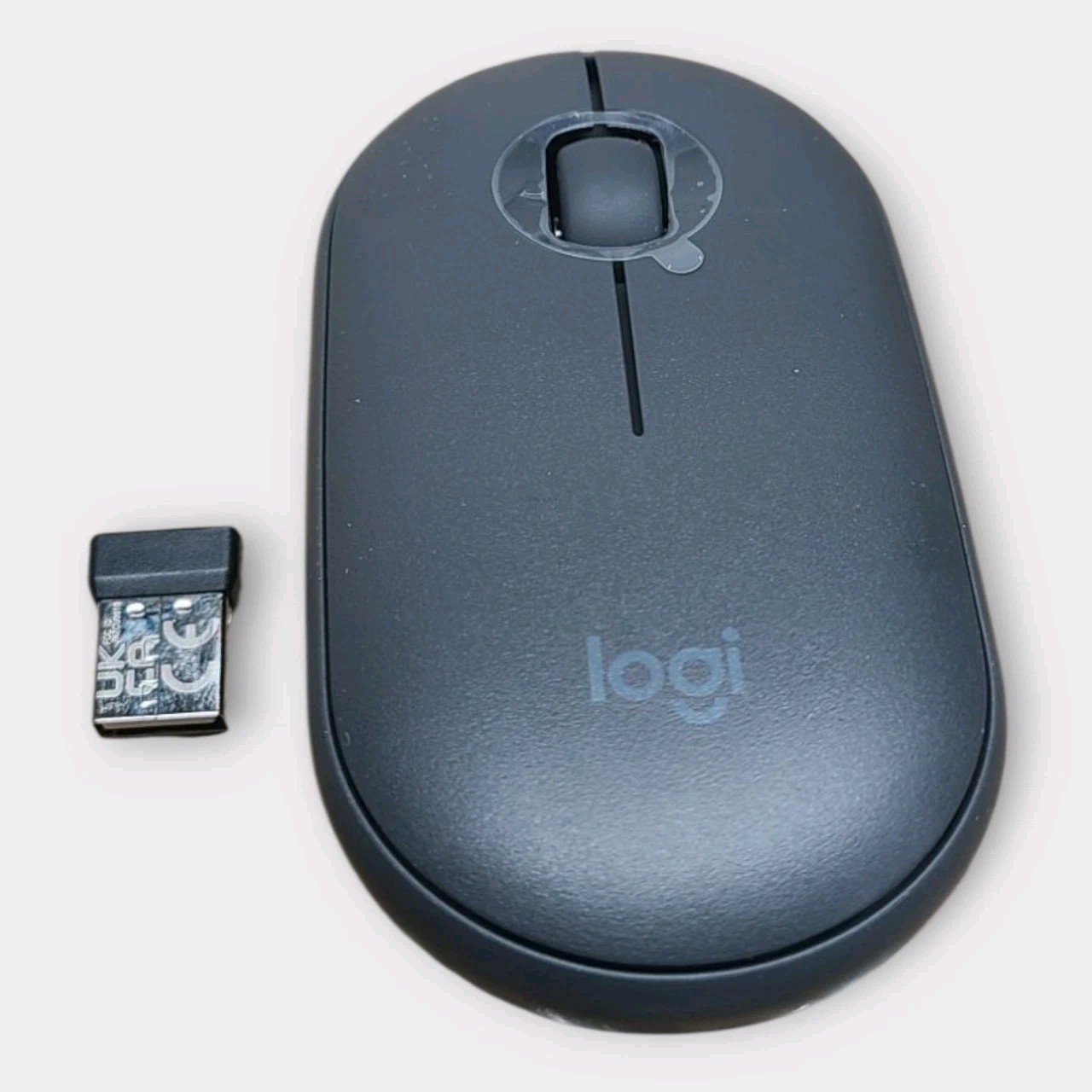 Logitech - MK470 Full-size Black Wireless Scissor Keyboard and Mouse Bundle