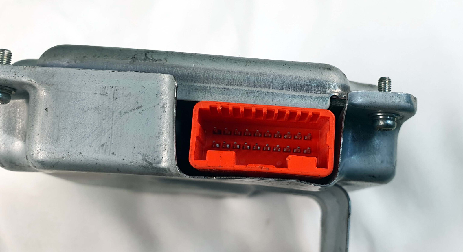 Toyota Prius Hybrid 2010-2015 Bettery Voltage Sensor Control module 89892-47020