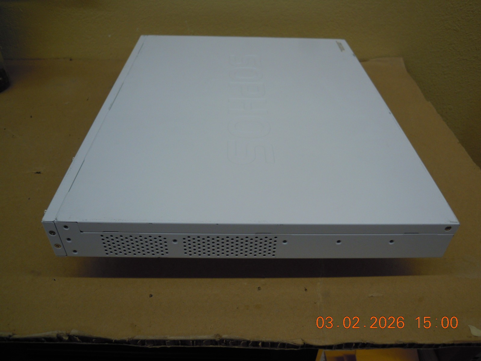 Sophos XG 210 rev. 3 Firewall Security Appliance 6 x GE + 2 x SFP Ports * Reset