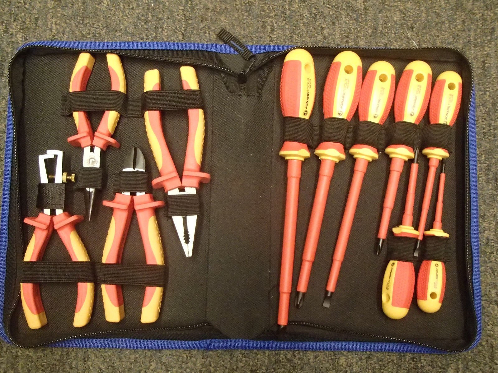 Jonard 11 Piece Insulated Tool Kit TK-110INS