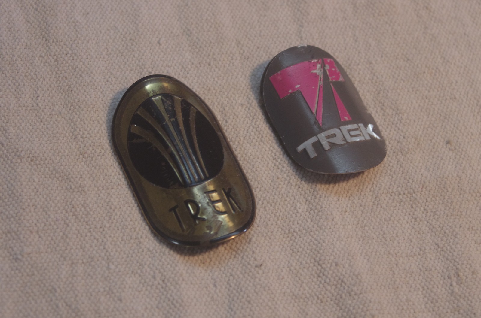 Trek Bicycle Badges x 2 - Vintage