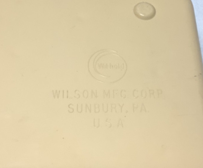 Vintage Wil-Hold Plastic Sewing Box Thread Case w/Handle and Thread Wilson