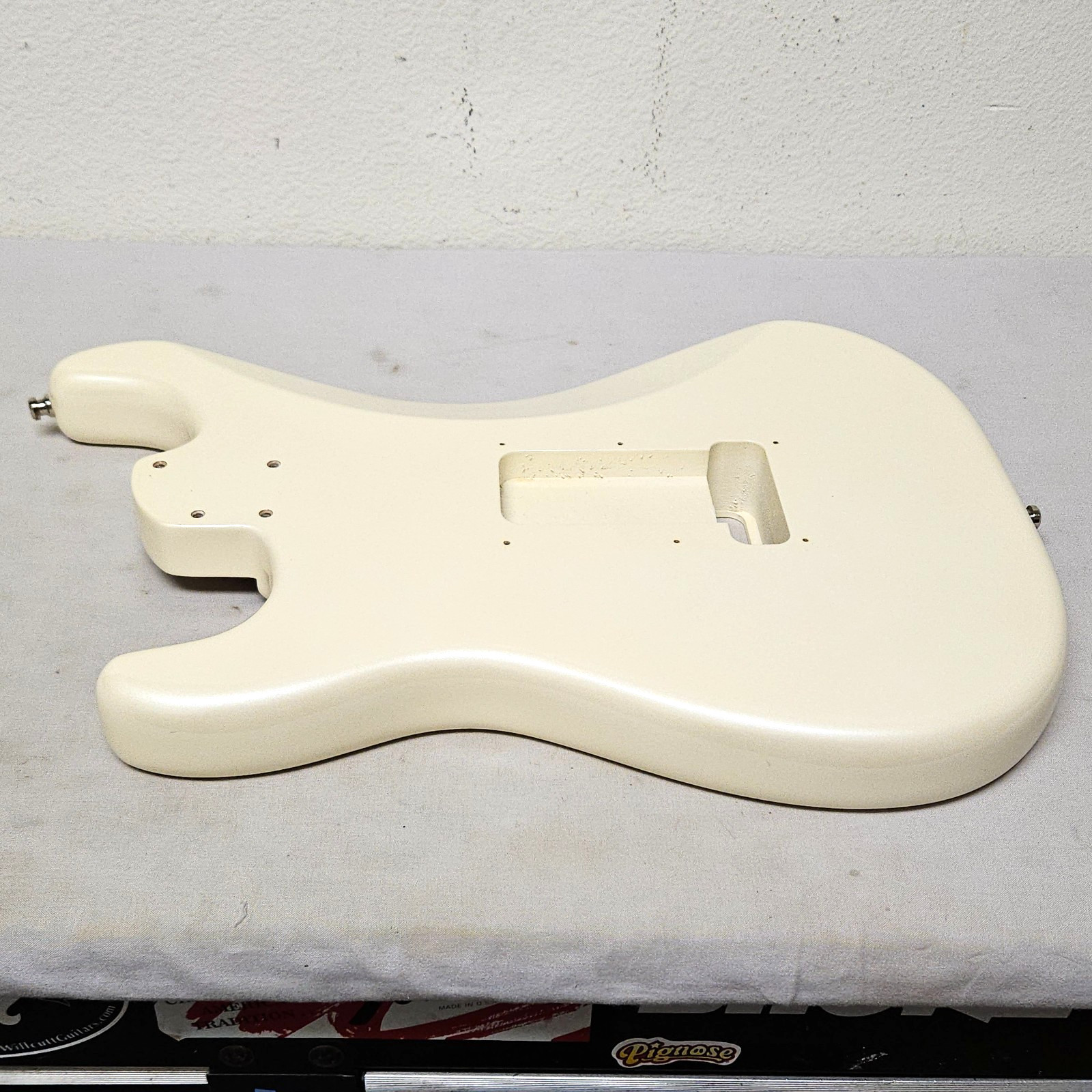 2016 Fender American Elite Strat Alder Body Olympic Pearl White for USA Guitar