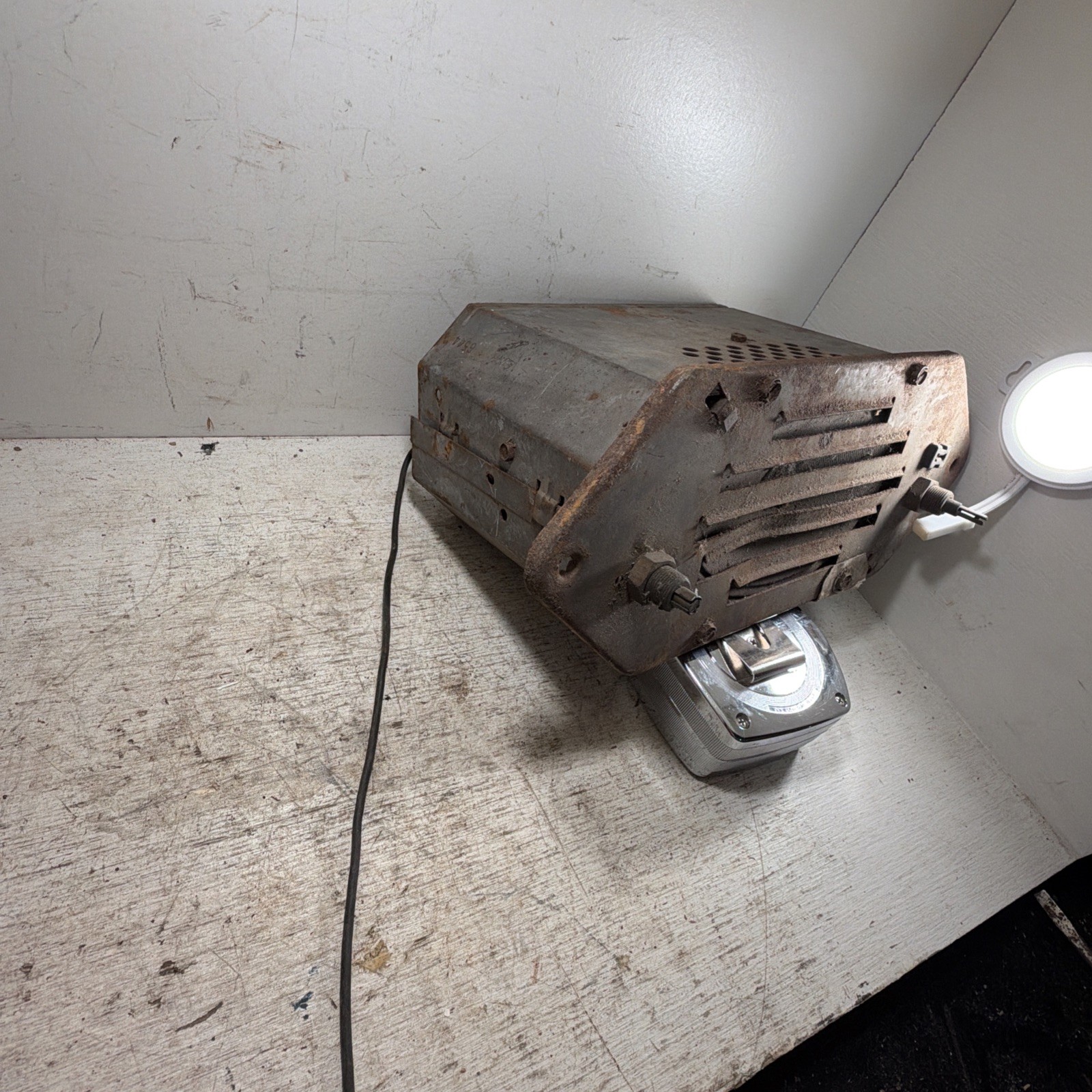 Lot Of 2 Vintage Antique OEM 1940s Mopar Radios For Parts Or Repair