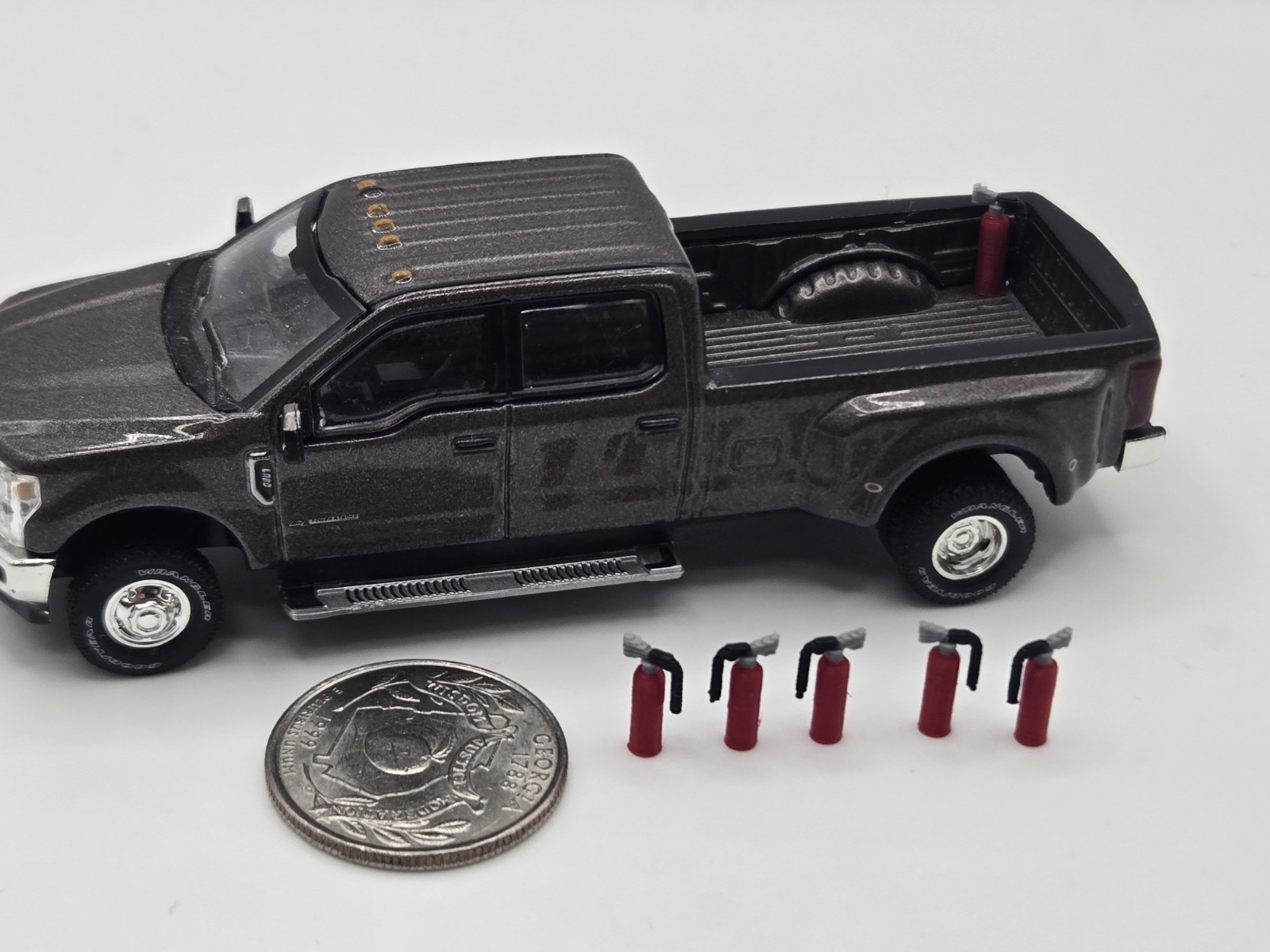 1/64 Scale Fire Extinguisher *6 Pack*