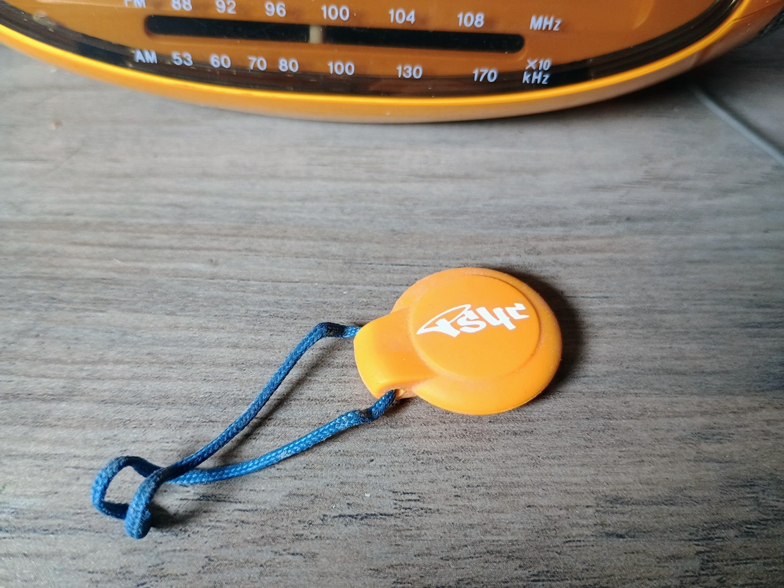 Sony "PSYC" Dream Machine Boombox! (ICF-CD831) - Intermittent CD Play-SHIPS FREE