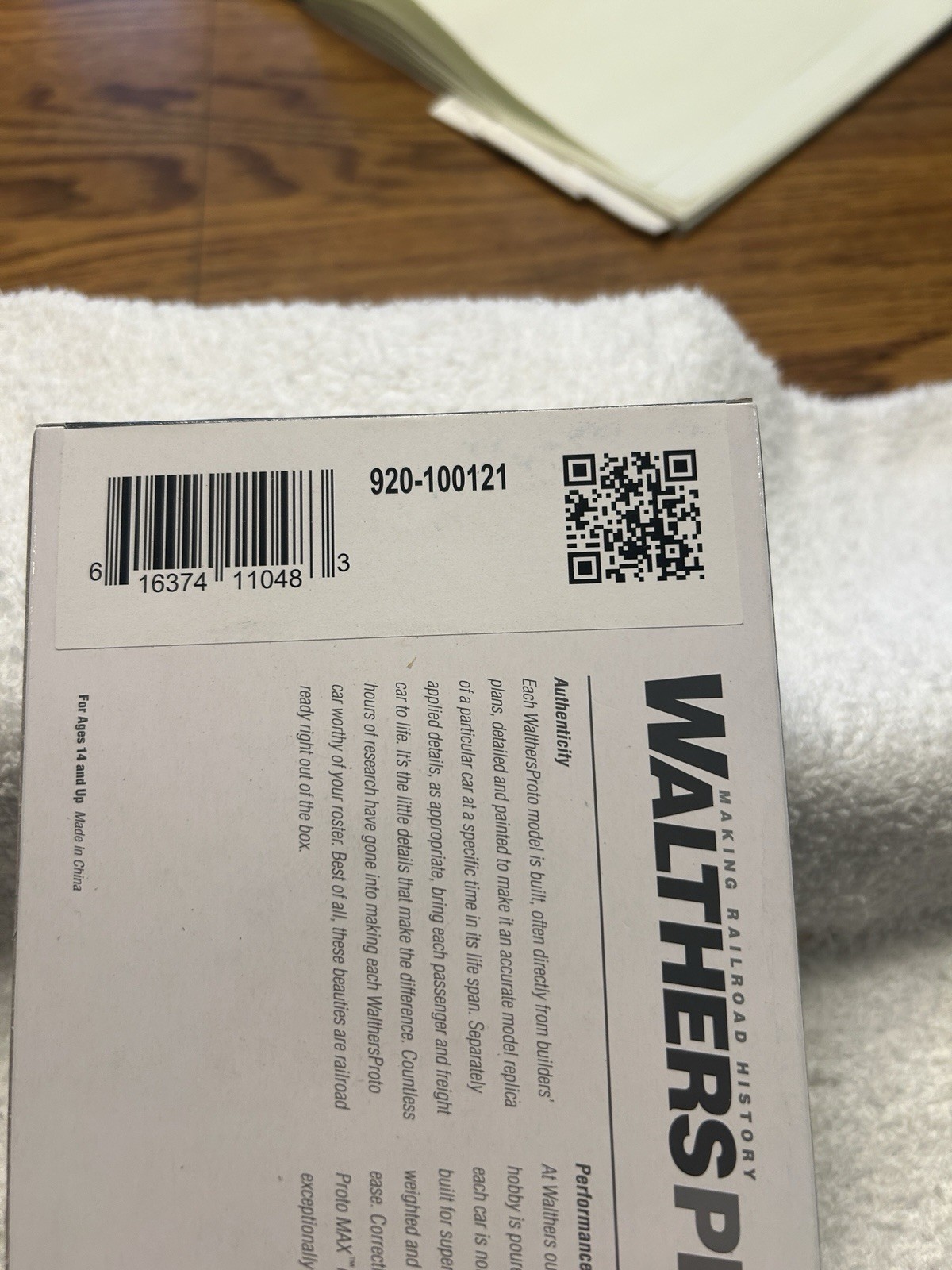 Walters Proto 40’UTLX 16,000 Gallon Funnel Flow Tank Car Engelhard #24587 HO