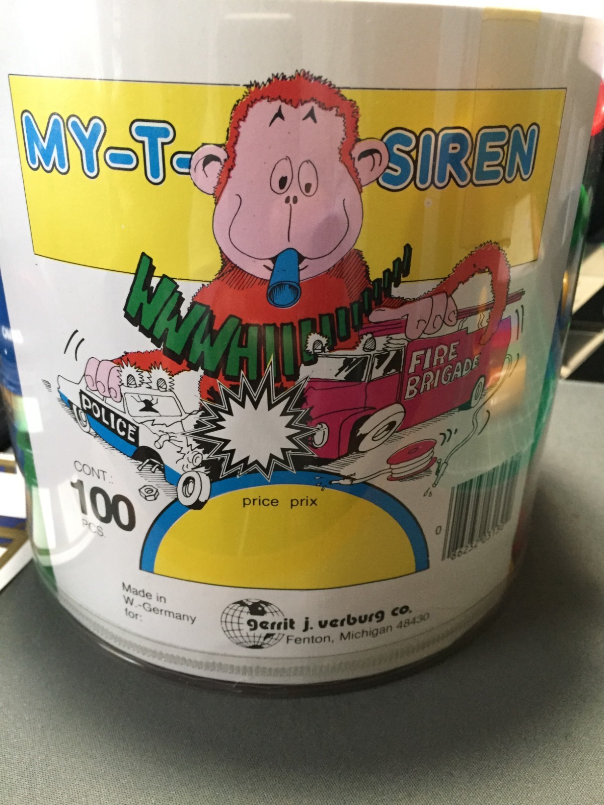 4 VINTAGE HEULER LIRENEN MY-T-SIREN TOY WHISTLES NEW MADE/W.GERMANY