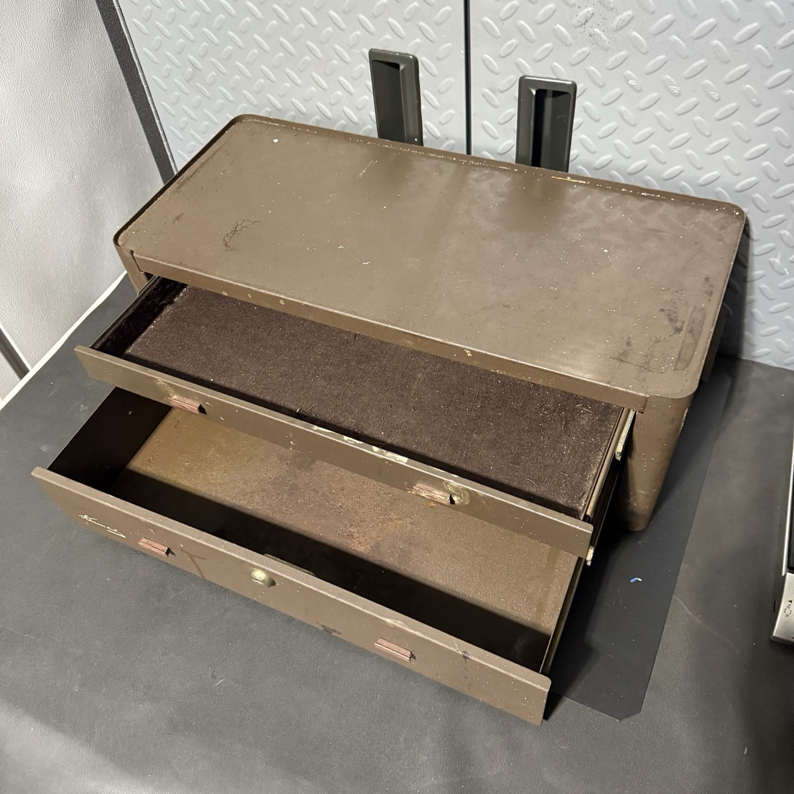 Kennedy MC-22 Machinist Tool Chest 2 Drawer Metal Toolbox USA VINTAGE Industrial