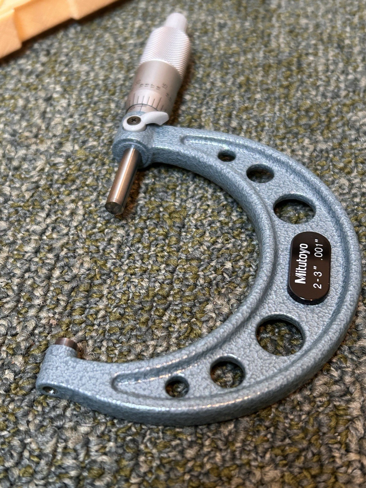 MITUTOYO 103-179 Micrometer 2-3 In .001 Excellent