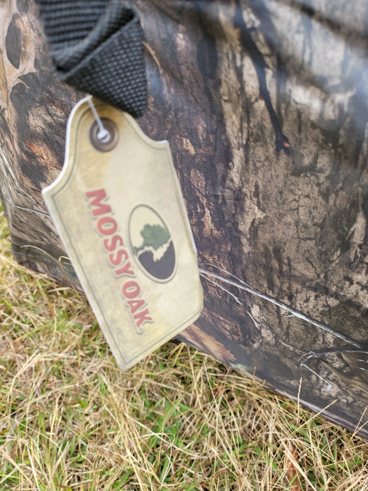 Sports Afield 180 Degree See Through Mossy Oak Camo Ground Blind w/ Chair