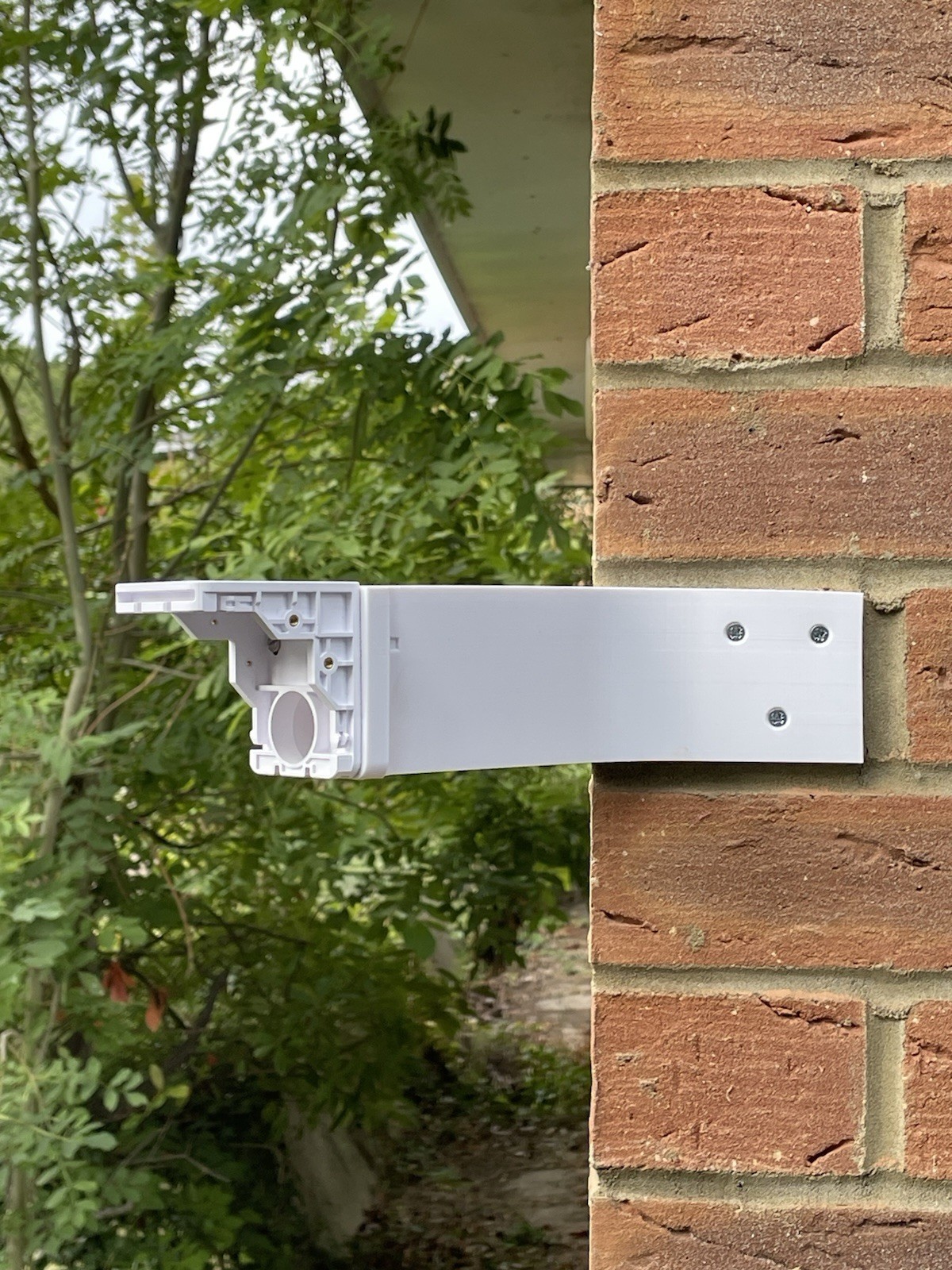 Eufy S4 Max NVR POE Corner Wall Mounting Bracket Arm Mount 130mm Long White