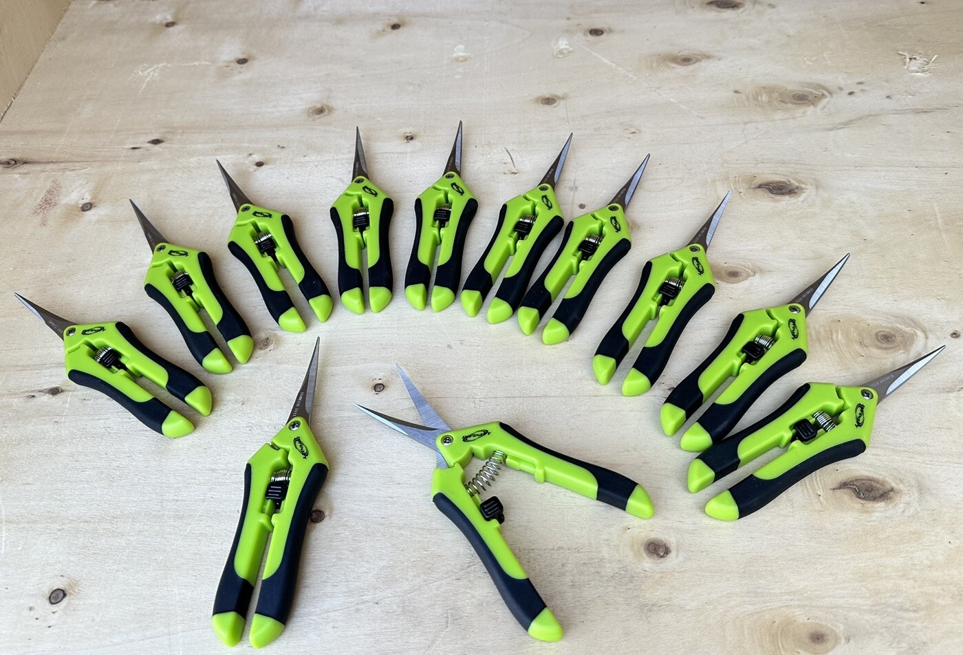 Lot 12 Curved Blade Trimming Scissor Hydroponic Leaf Bud Harvest Trim Shear