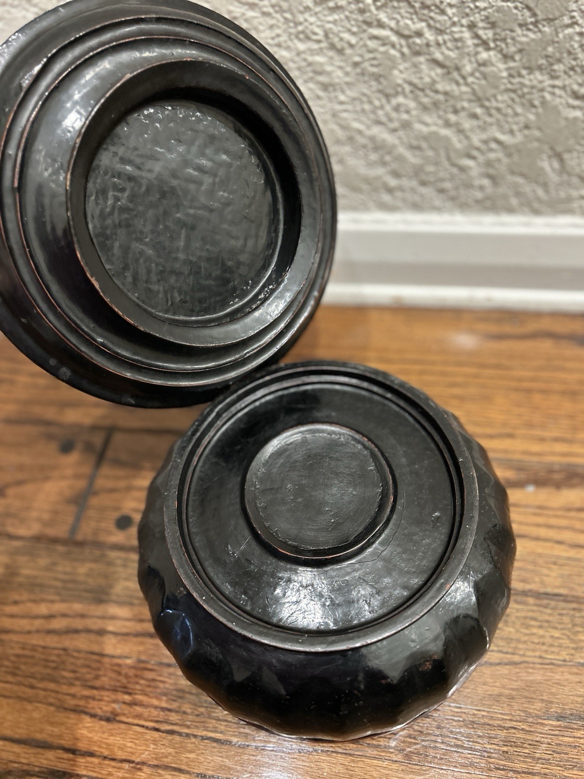 Vintage Burmese lacquer offering bowl, a Hsun Kwet.