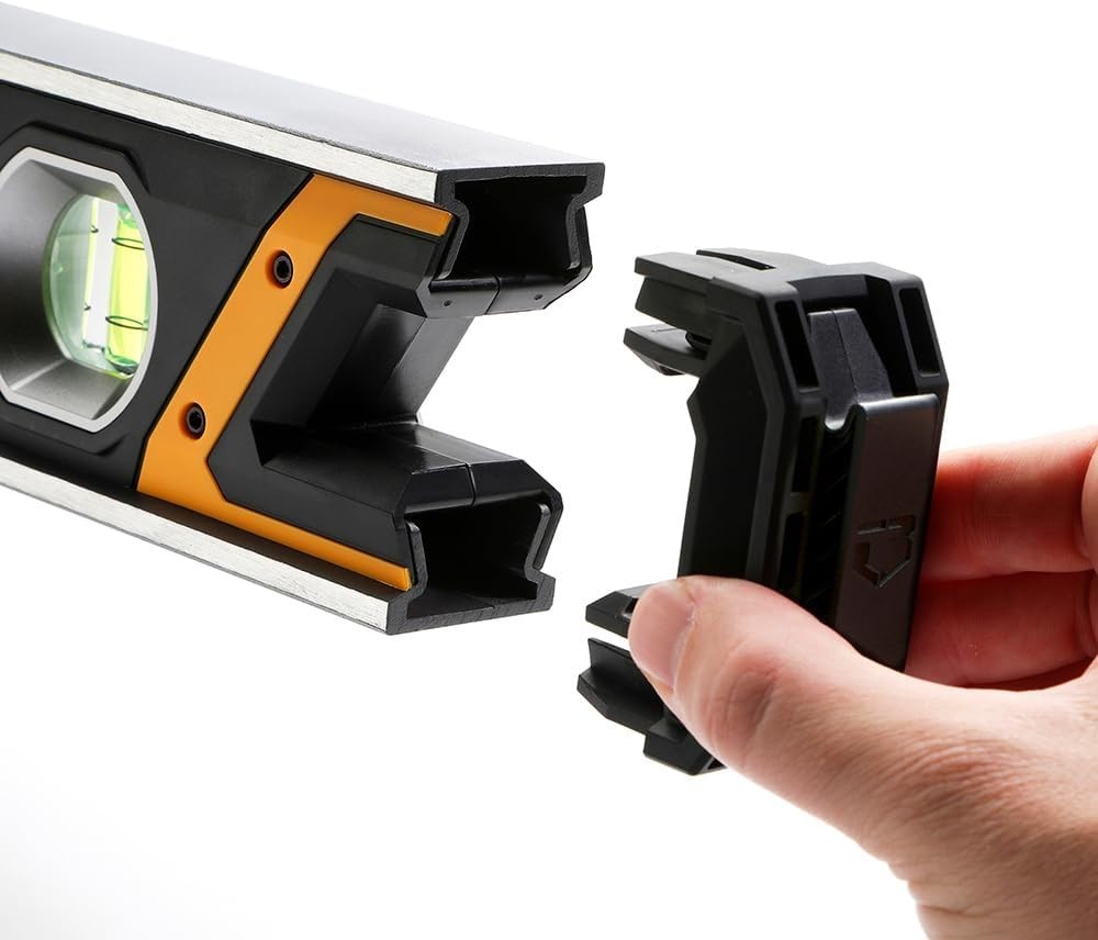 ToughBuilt – 24" Magnetic Lit Box Level