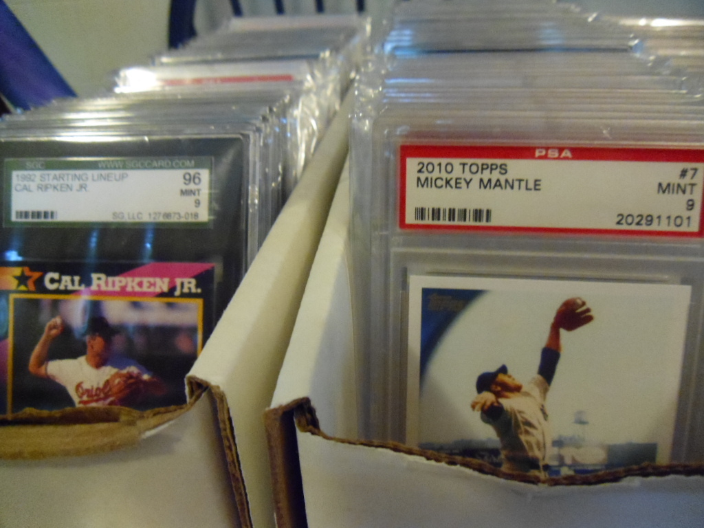 Gigantic Estate Sale Of Old Baseball Card Packs Plus One FREE Mantle Card!