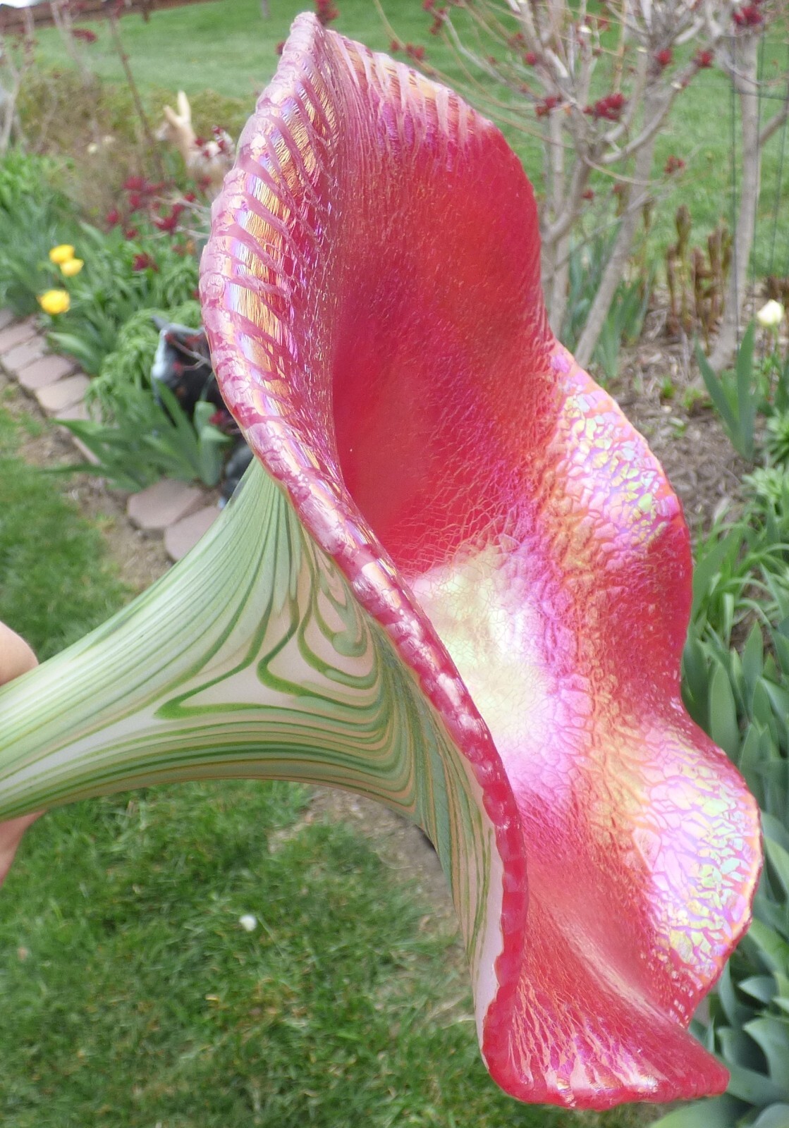 Charles Lotton Aventurine Art Glass Vase 2009 White/Green Pulled Feather 12 1/4"