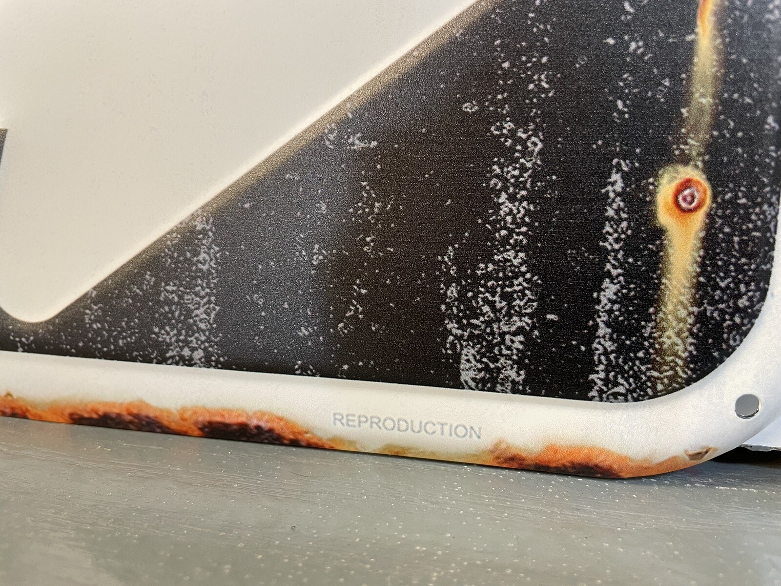 Reproduction ONE WAY Distressed Metal Street Sign Old Classic, Wall Decor 24”x8”