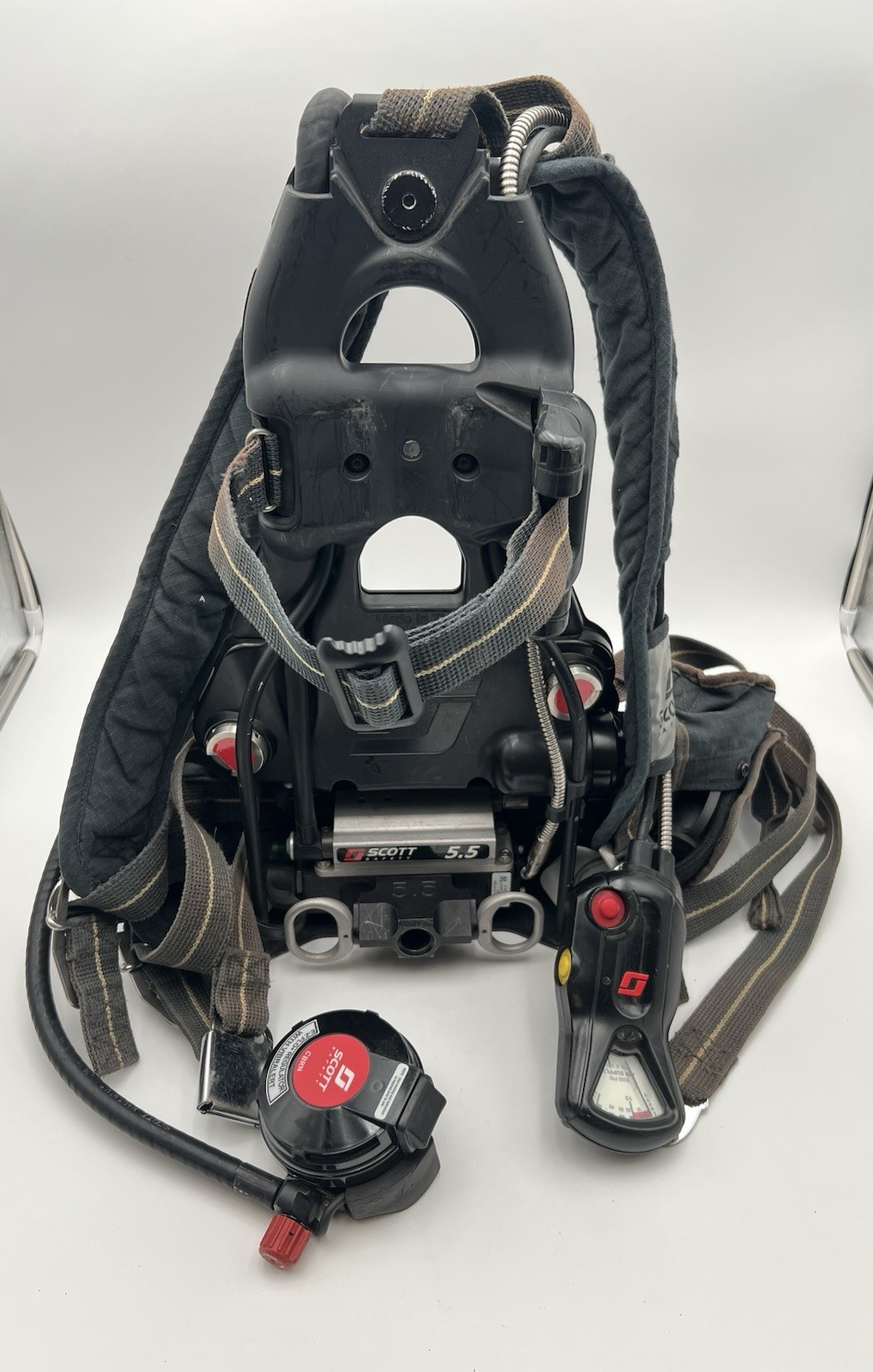 Scott 5.5 Air-Pak X3, EZ Flo Regulator, EBSS, Snap Change Cylinder Connection