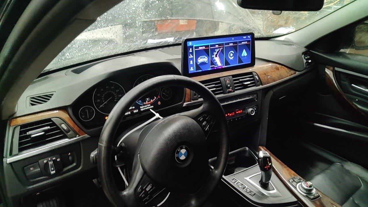 (LOCAL PICKUP ONLY) Roof Glass Fits 12-18 BMW 320i 7006501