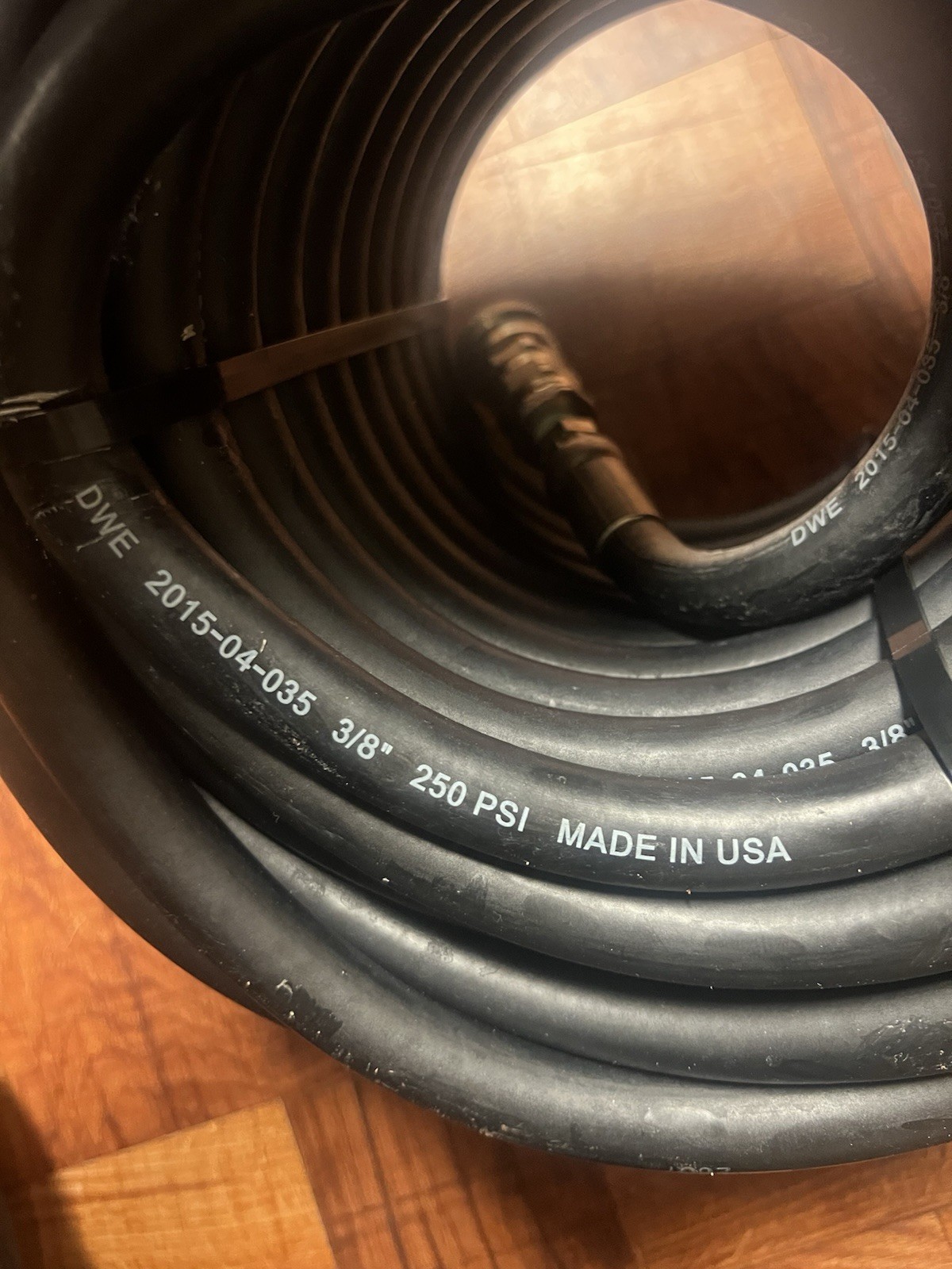 DWE 100’ Breathing Air Hose 250 PSI 3/8" w/ PARKER Quick-Connect SS Fittings NEW