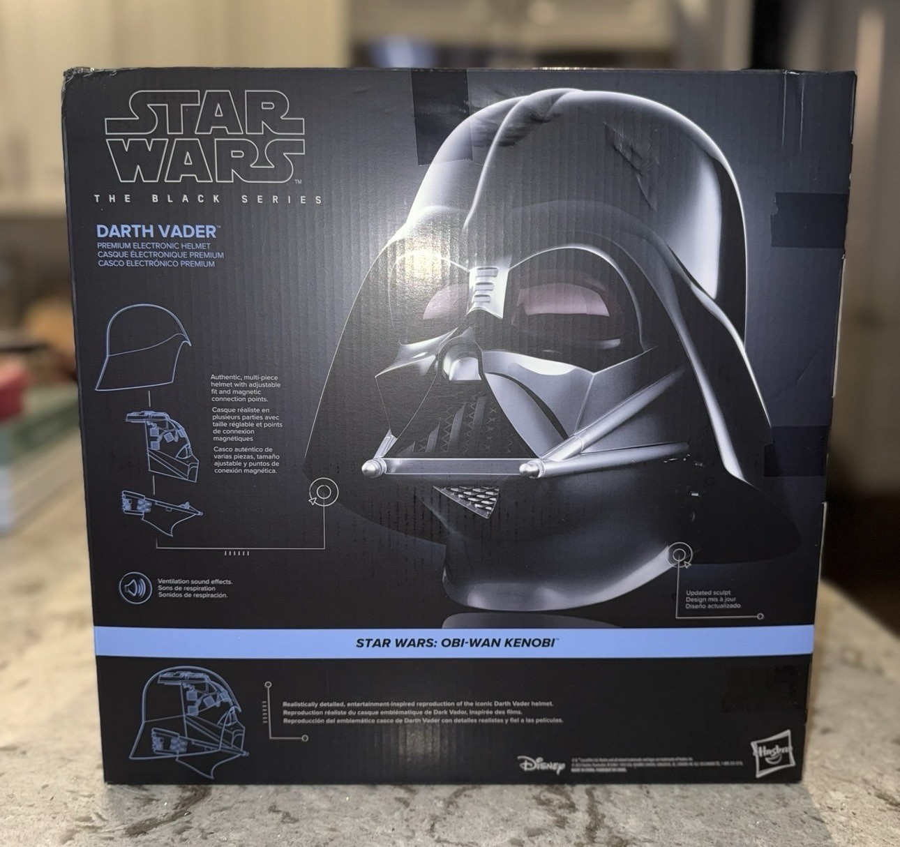 Disney Parks Star Wars The Black Series Darth Vader Premium Electronic Helmet!