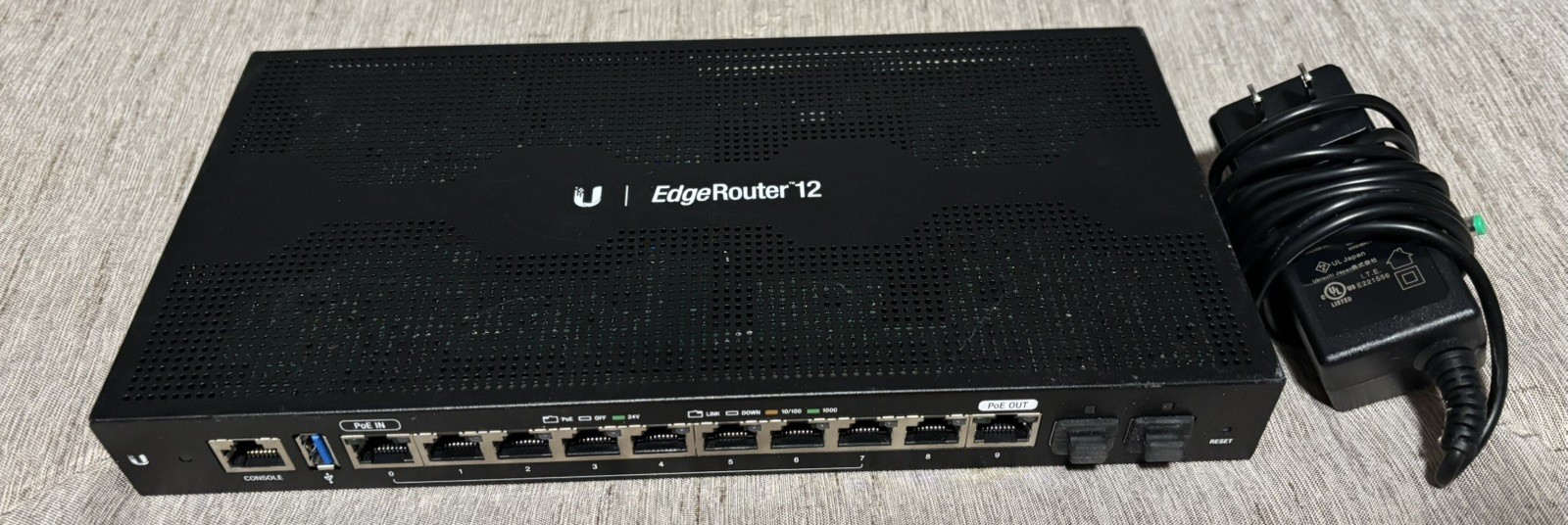 Uibiqiti Edge Router 12 Router ER-12