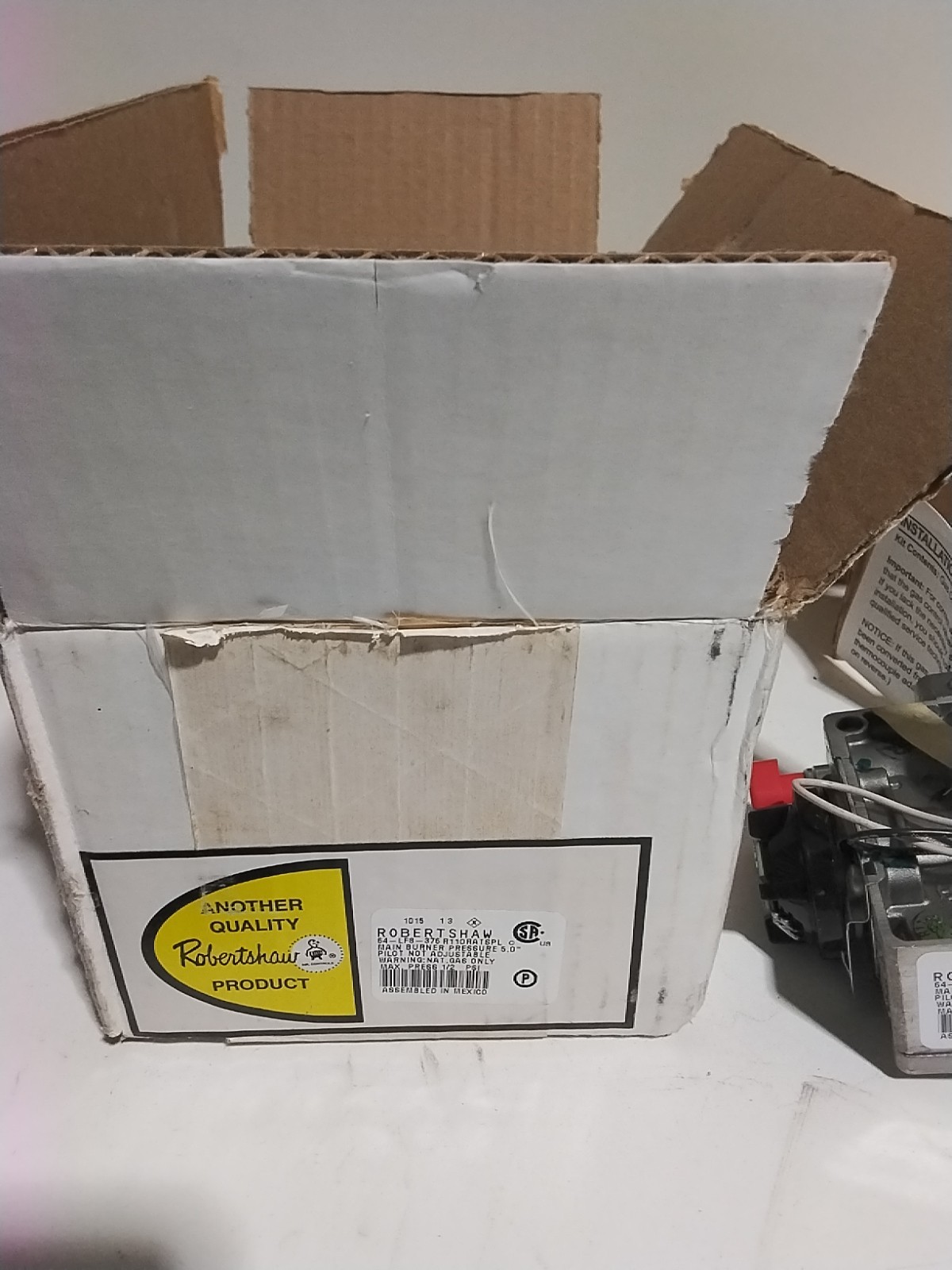 ROBERTSHAW 6910794 FLAME GUARD B GAS CONTROL VALVE NAT GAS ONLY 64-LF8-376