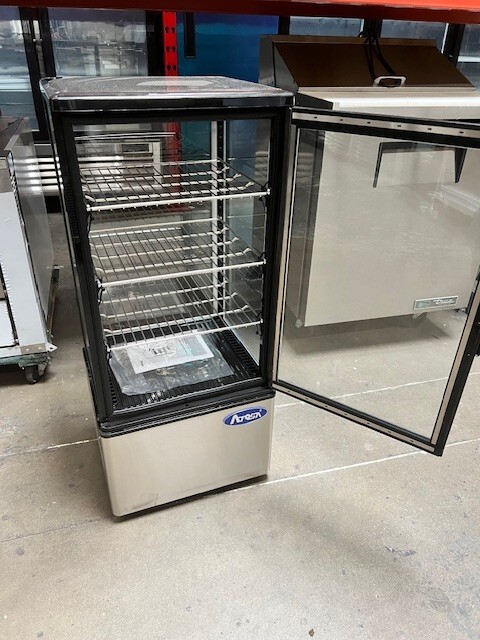 Atosa DSRC-28 – Countertop Refrigerated Display Case 17" WIDE BY 15" DEEP 39" H